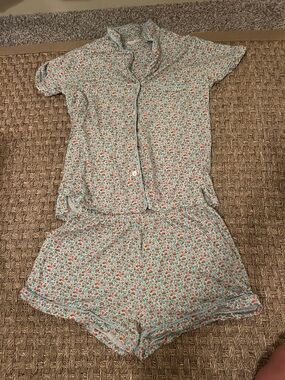 Roller Rabbit Light Blue Floral Short Pajama Set